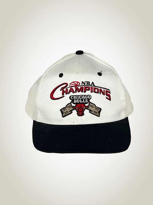 Vintage Chicago Bulls Champions Hat