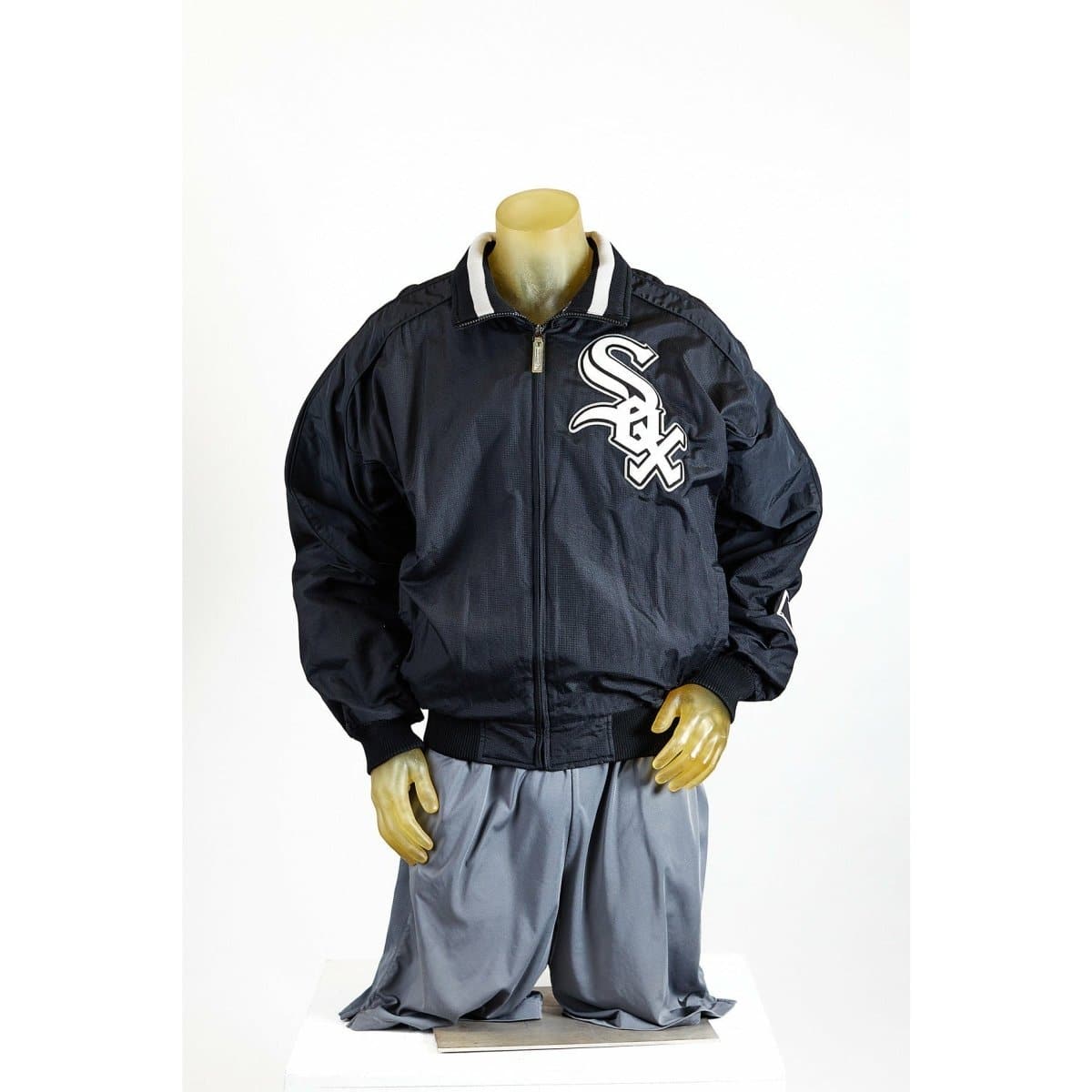 Gameday Grails Jacket Large Vintage Chicago Sox Logo Magestic Jacket