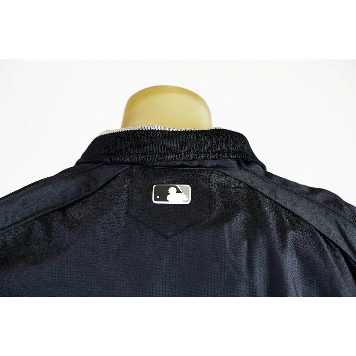 Gameday Grails Jacket Large Vintage Chicago Sox Logo Magestic Jacket