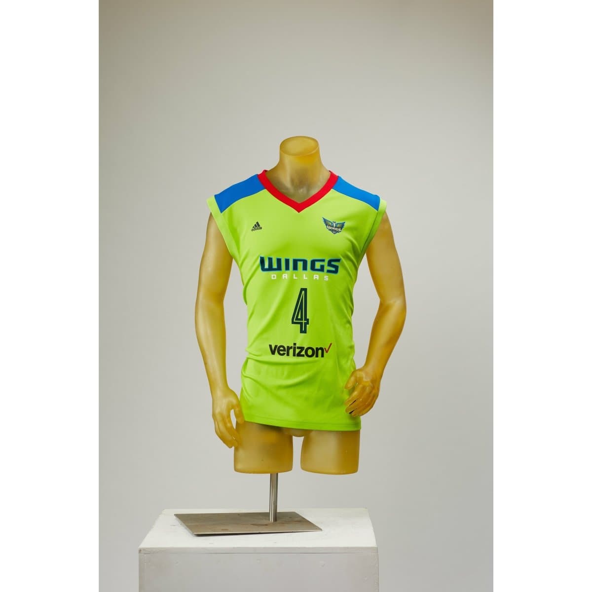 Gameday Grails Jersey X-Large Vintage Dallas Wings Skylar Diggins Jersey