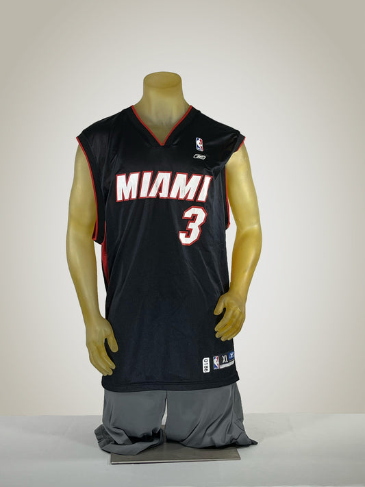 Gameday Grails Jersey X-Large Vintage Miami Heat Dwayne Wade Jersey