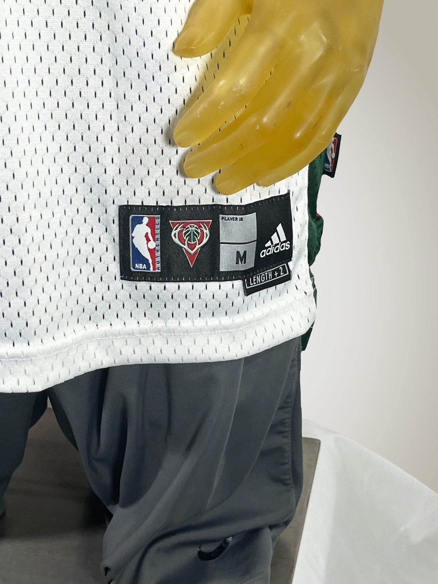 Gameday Grails Jersey X-Large Vintage Milwaukee Bucks Gallagher Jersey