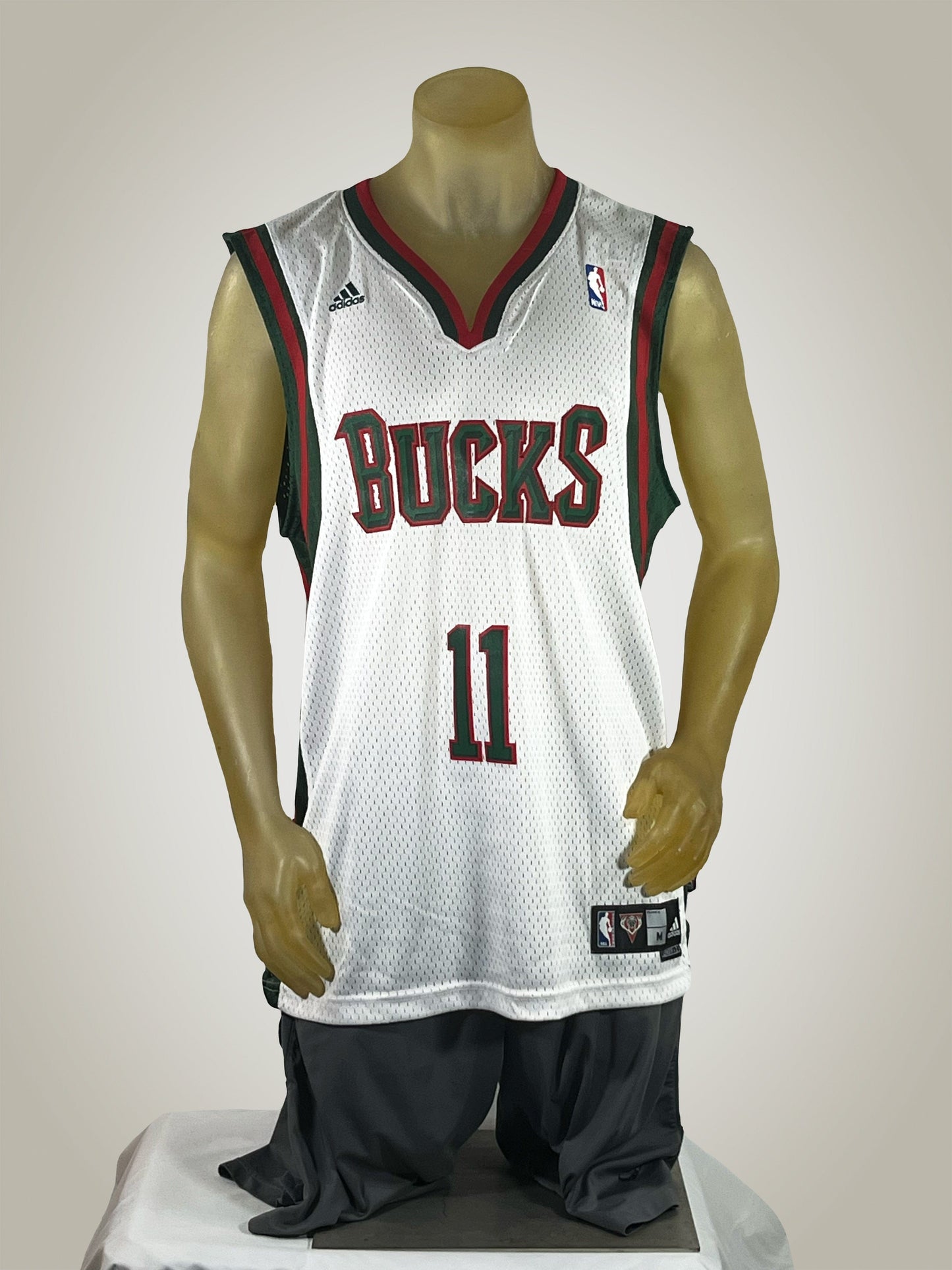 Gameday Grails Jersey X-Large Vintage Milwaukee Bucks Gallagher Jersey