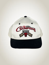 Thumbnail for Vintage Chicago Bulls Champions Hat