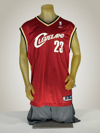 Thumbnail for Gameday Grails Jersey X-Large Vintage Cleveland Cavaliers LeBron James Jersey