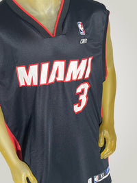 Thumbnail for Gameday Grails Jersey X-Large Vintage Miami Heat Dwayne Wade Jersey