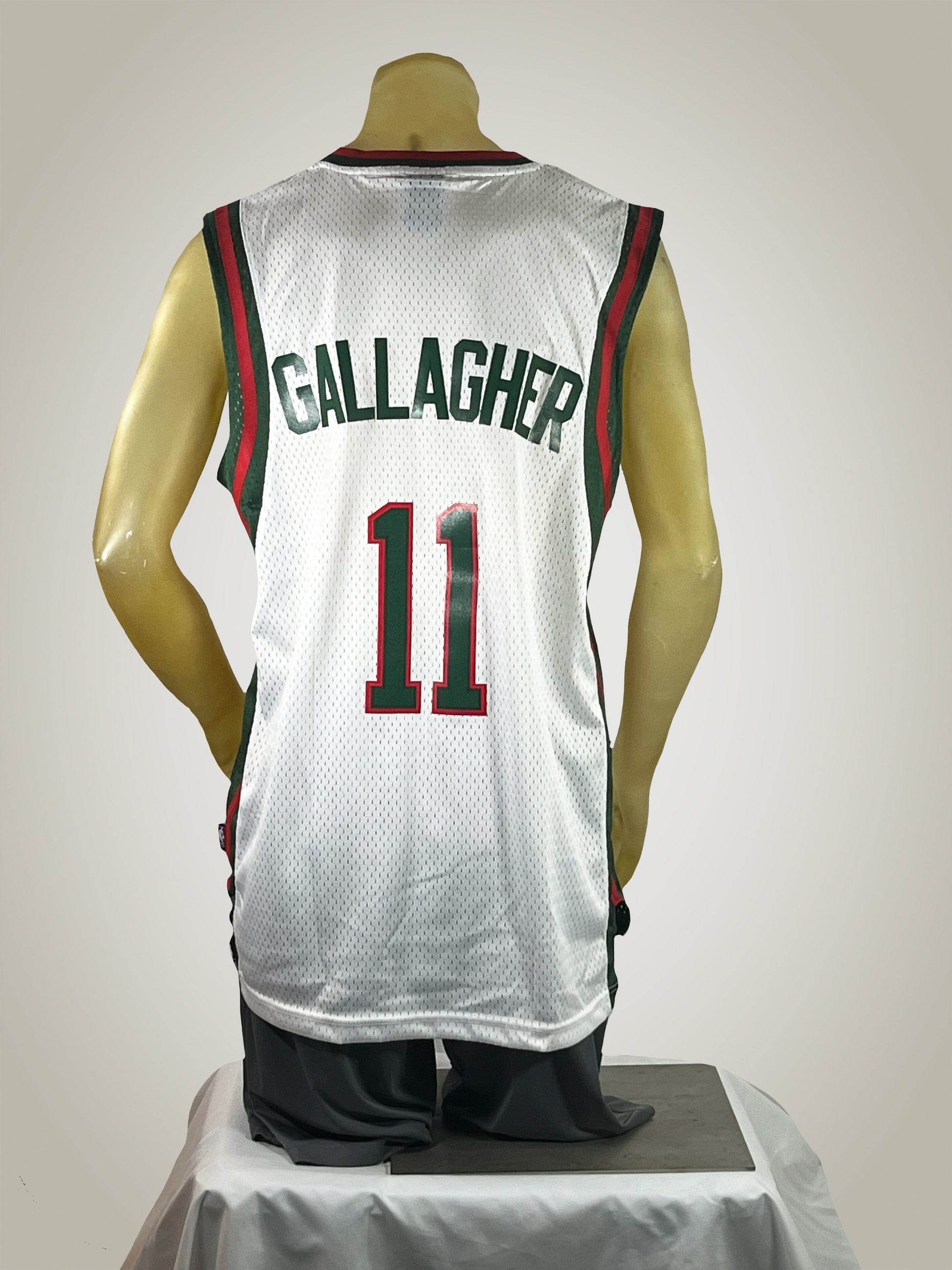 Gameday Grails Jersey X-Large Vintage Milwaukee Bucks Gallagher Jersey