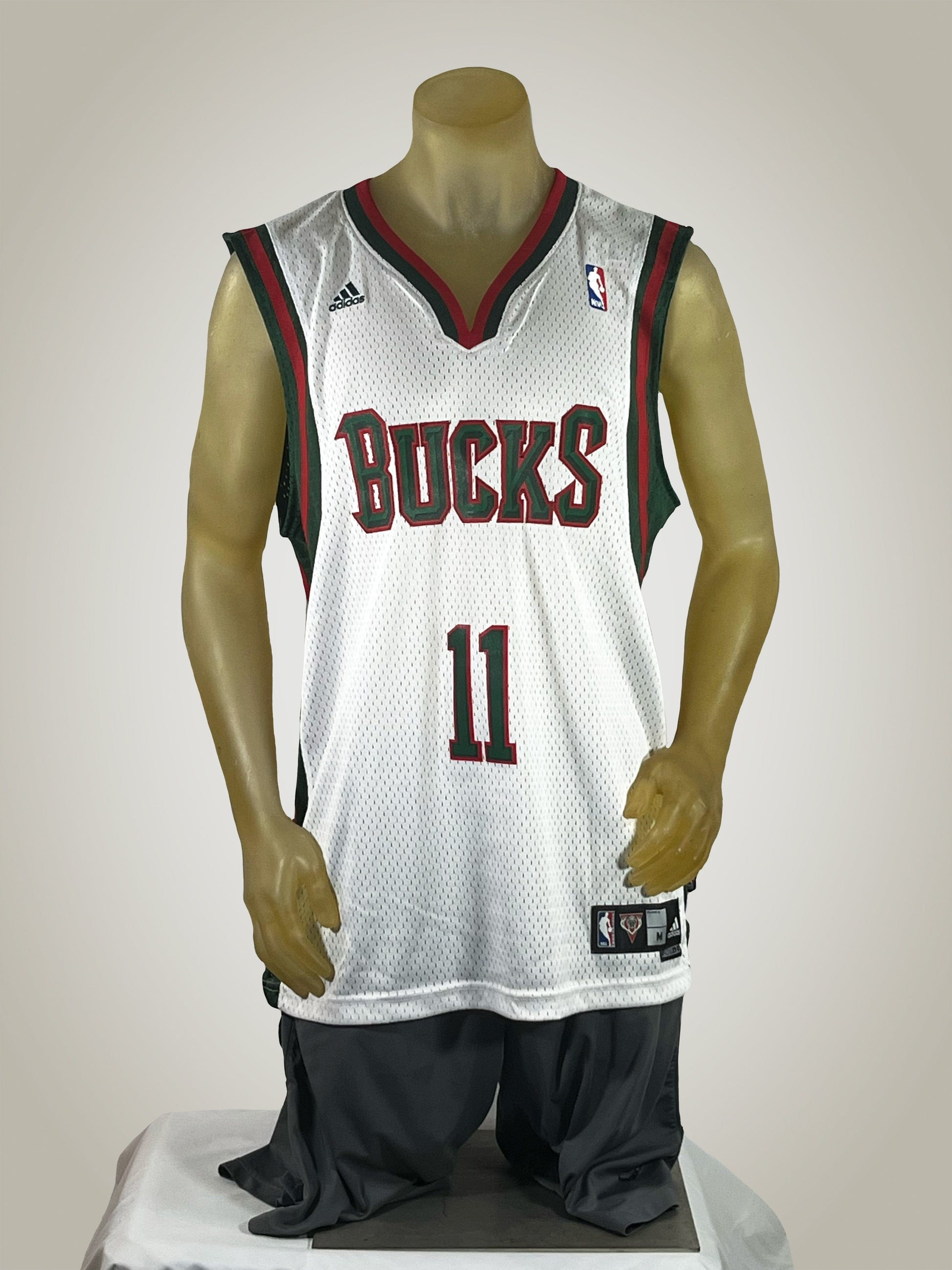 Gameday Grails Jersey X-Large Vintage Milwaukee Bucks Gallagher Jersey