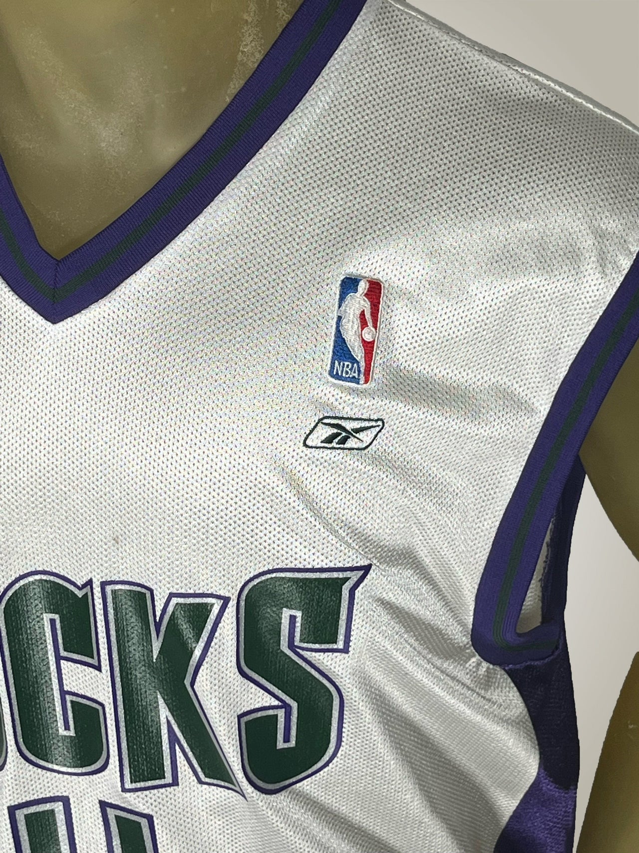 Gameday Grails Jersey X-Large Vintage Milwaukee Bucks TJ Ford Jersey