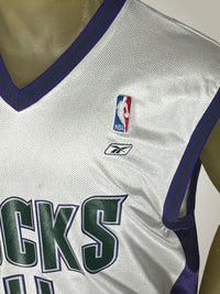 Thumbnail for Gameday Grails Jersey X-Large Vintage Milwaukee Bucks TJ Ford Jersey