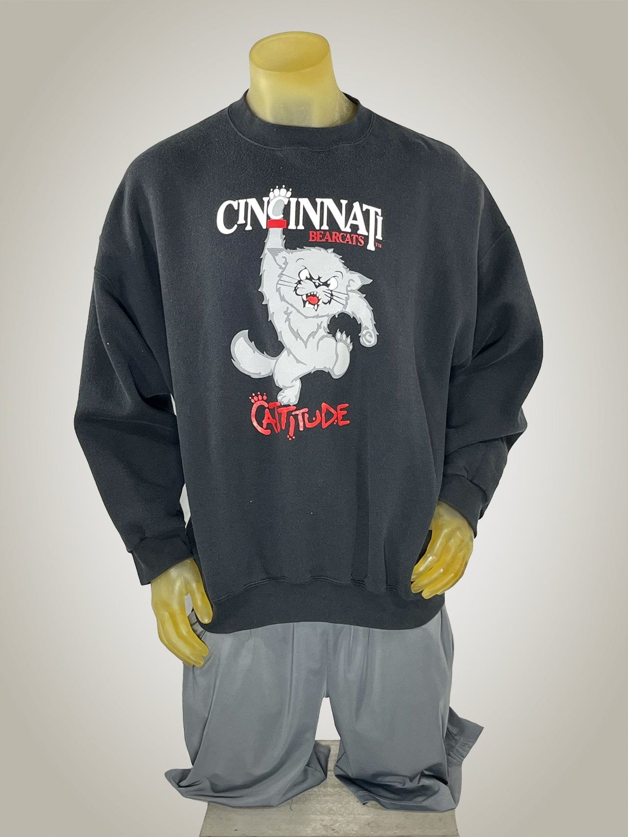 Gameday Grails Sweatshirt X-Large Vintage Cincinnati Bearcats Sweatshirt