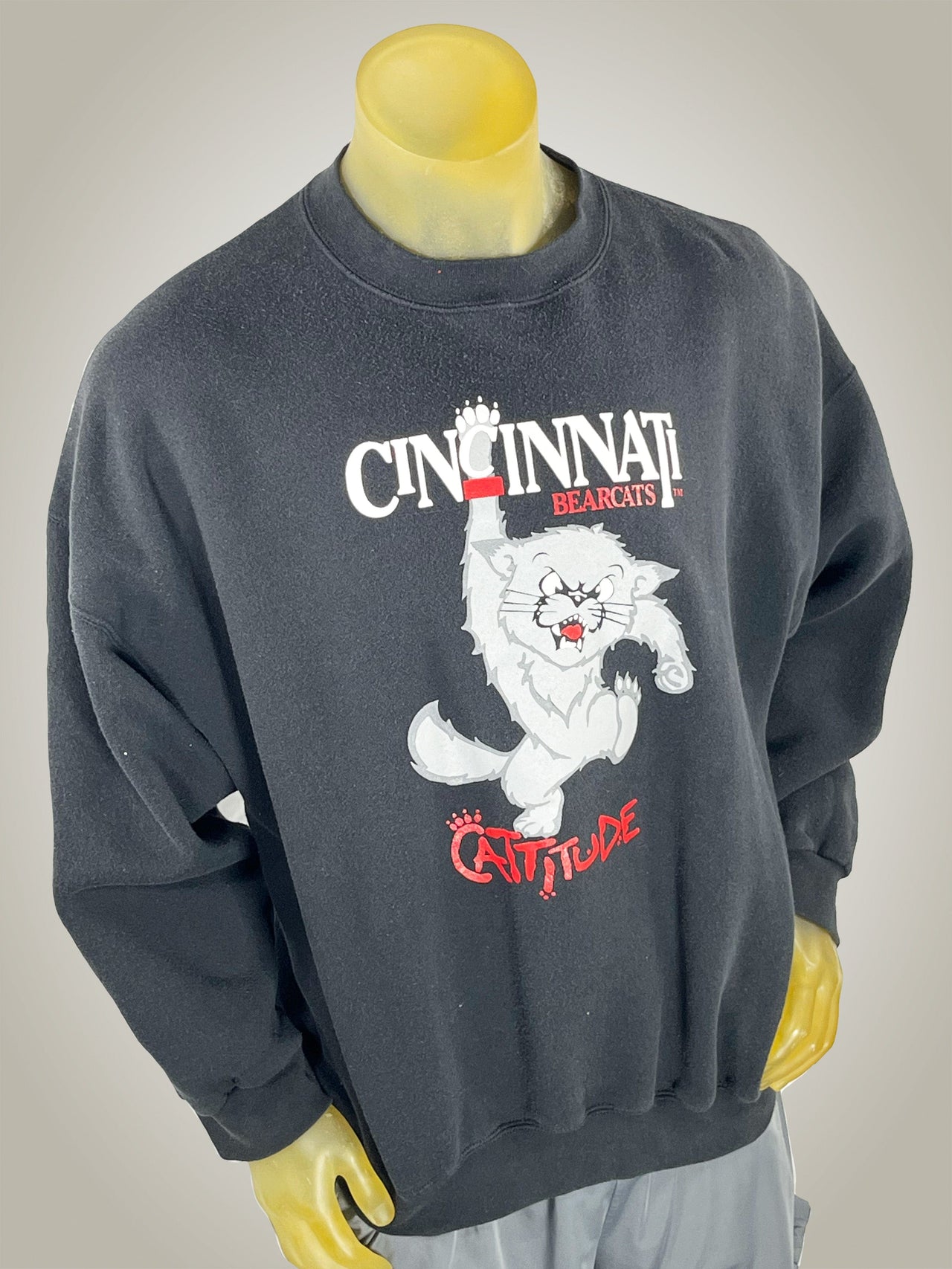 Gameday Grails Sweatshirt X-Large Vintage Cincinnati Bearcats Sweatshirt