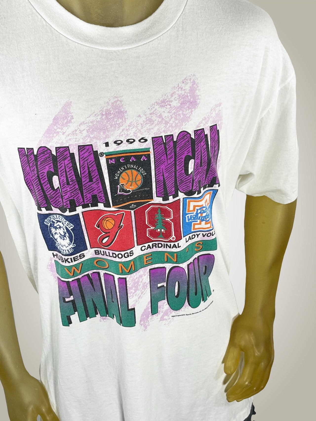 Gameday Grails T-Shirt X-Large Vintage 1996 Women's Final Four T-Shirt