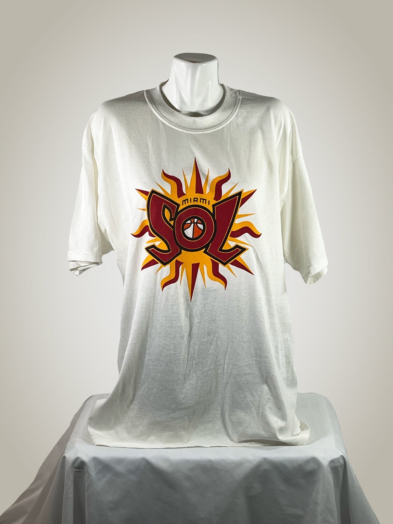 Gameday Grails T-Shirt Vintage Miami Sol T-Shirt