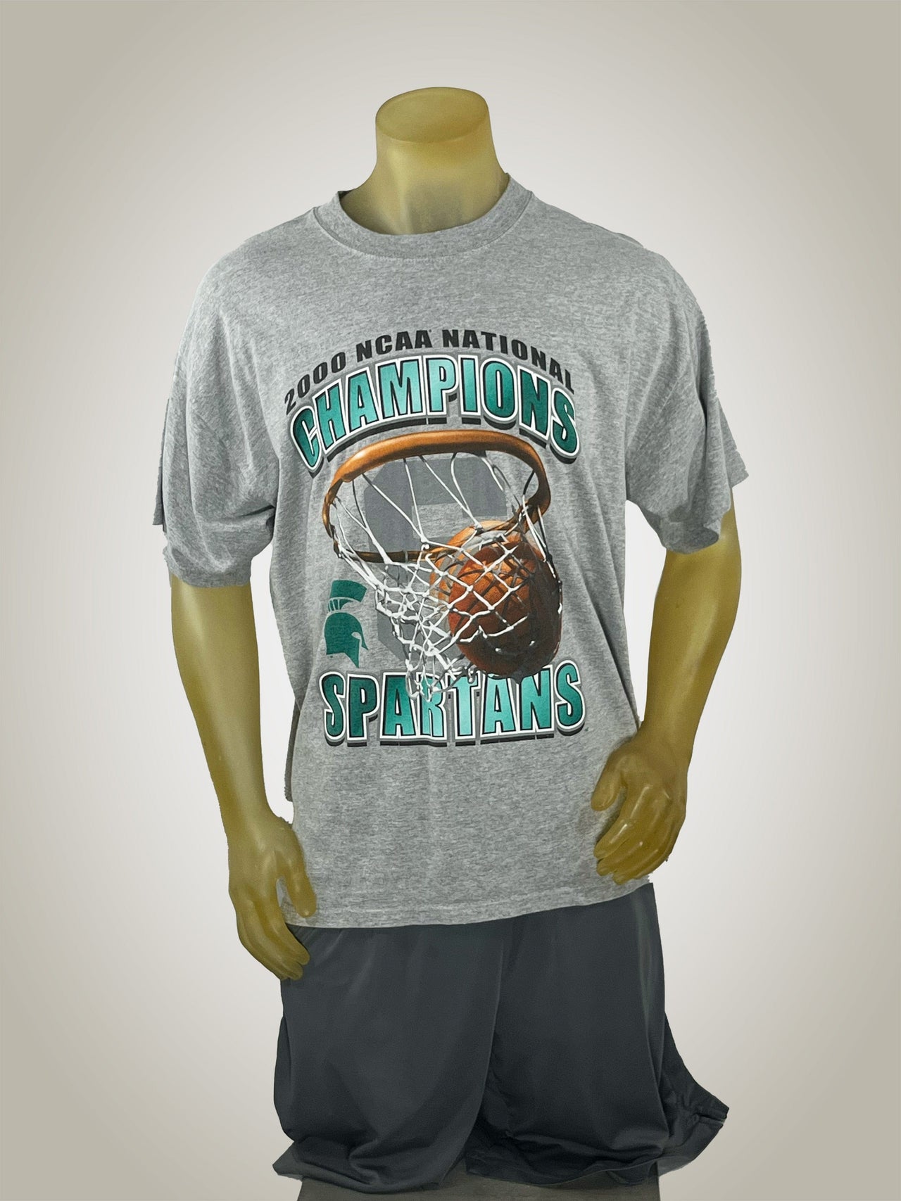Gameday Grails T-Shirt X-Large Vintage Michigan State Basketball 2000 National Champions T-Shirt