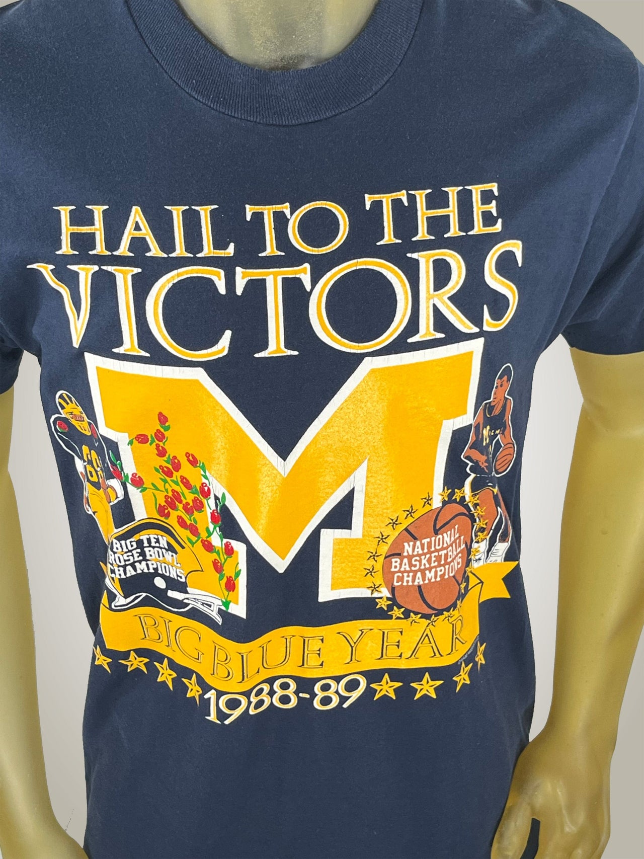 Gameday Grails T-Shirt Large Vintage Michigan Wolverines 1988-89 Hail to the Victors T-Shirt