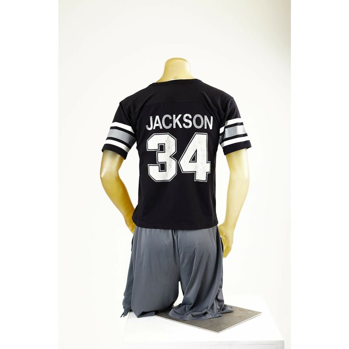 Gameday Grails T-Shirt Small Vintage Oakland Raiders Bo Jackson T-Shirt
